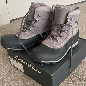 NWT Eddie Bauer Cody Peak Women's Waterproof Boots - Gray and Black